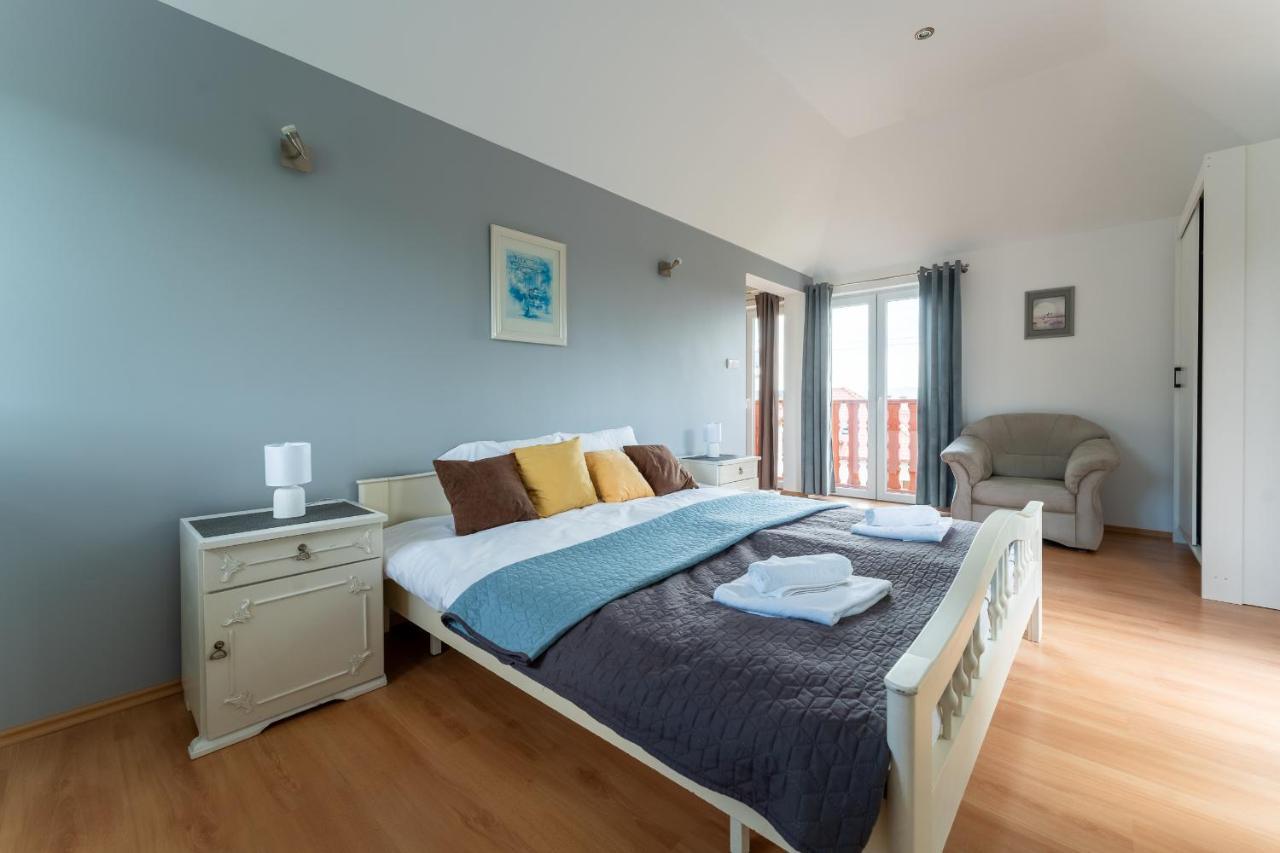 Apartament Green Hill Z Balkonem I Widokiem Na Karkonosze - Space Apart 옐레니아구라 외부 사진